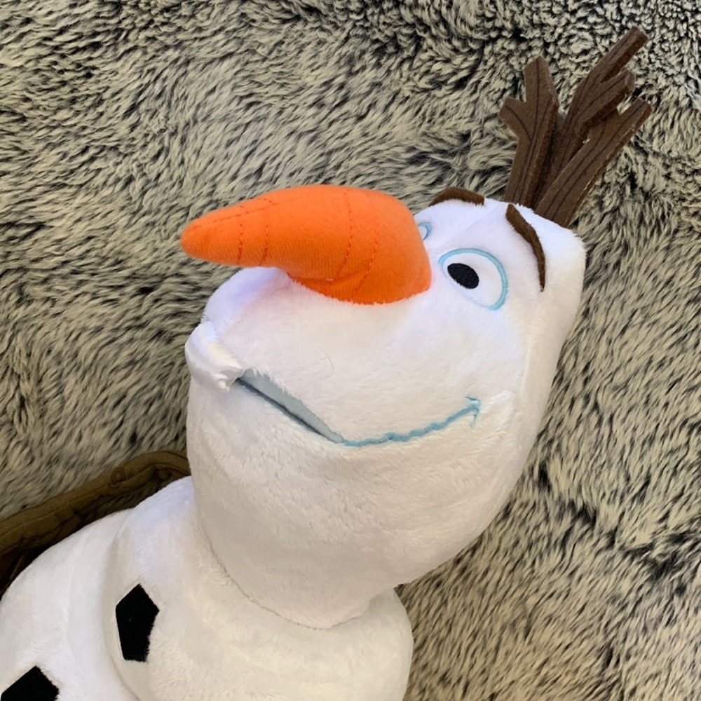 Disney 14” Olaf Plush
